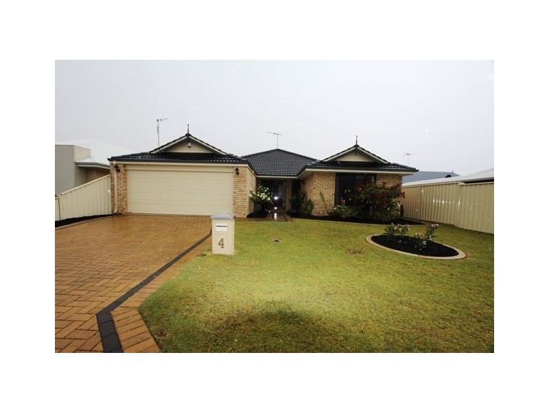 4 Jubata Gardens, Dudley Park WA 6210