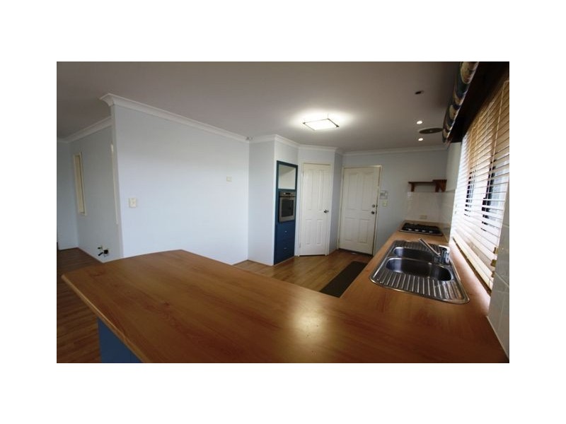 4 Jubata Gardens, Dudley Park WA 6210