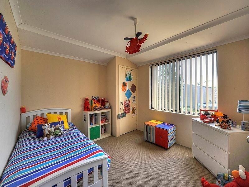 5 Caslano Way, Meadow Springs WA 6210