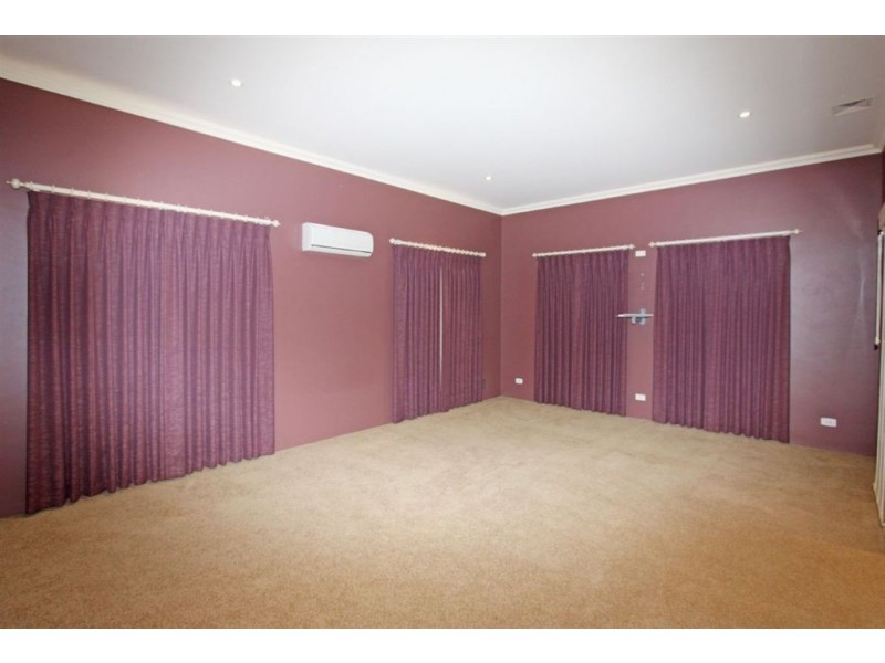 8 Georgette Court, Falcon WA 6210