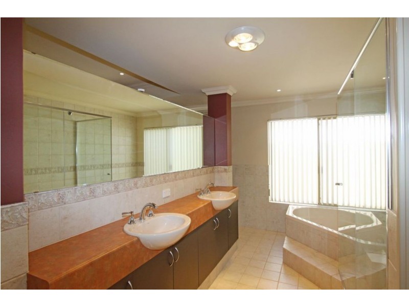 8 Georgette Court, Falcon WA 6210