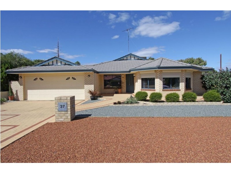 37 Janice Avenue, Falcon WA 6210