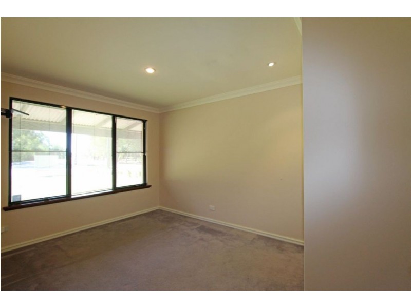 39 Rodoreda Crescent, Ravenswood WA 6208