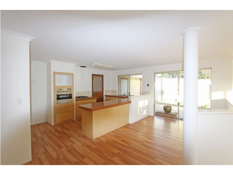 5 Roma Court, Dawesville WA 6211
