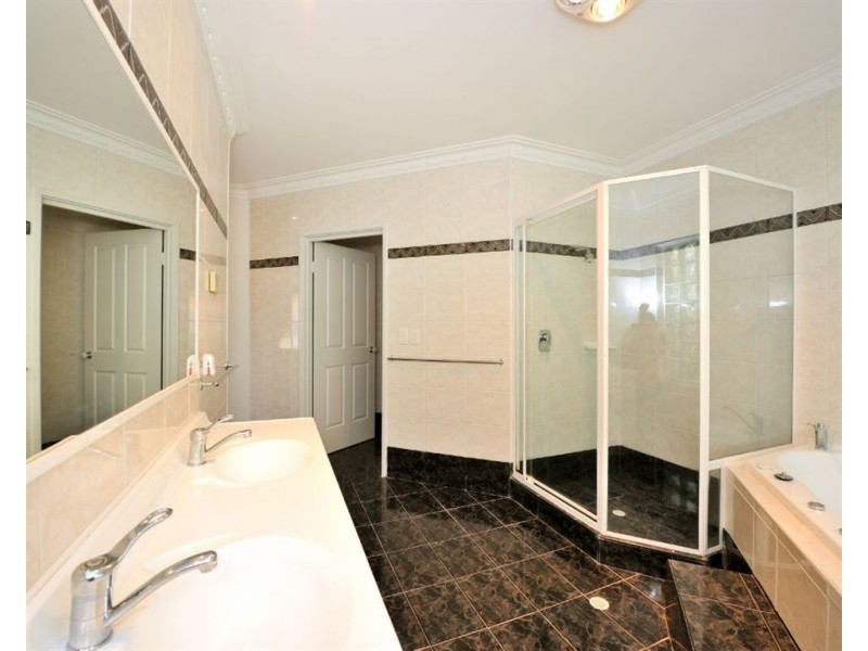 55 Ronsard Drive, San Remo WA 6210