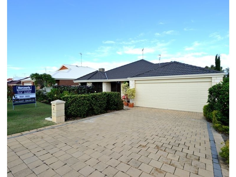 4 Brouwer Trail, Dudley Park WA 6210