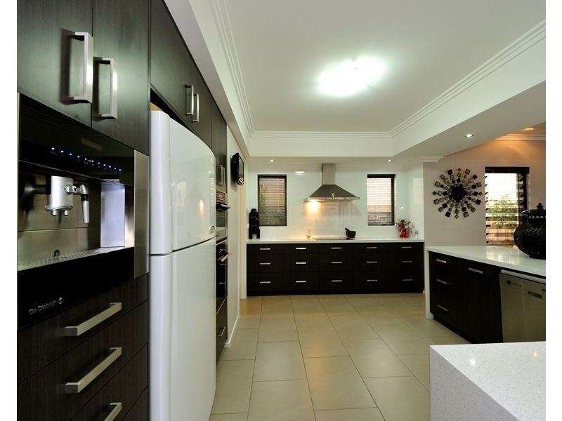 12 Cordia Way, Halls Head WA 6210