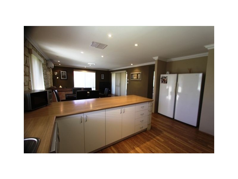 10 Jolly Rambler Turn, Ravenswood WA 6208