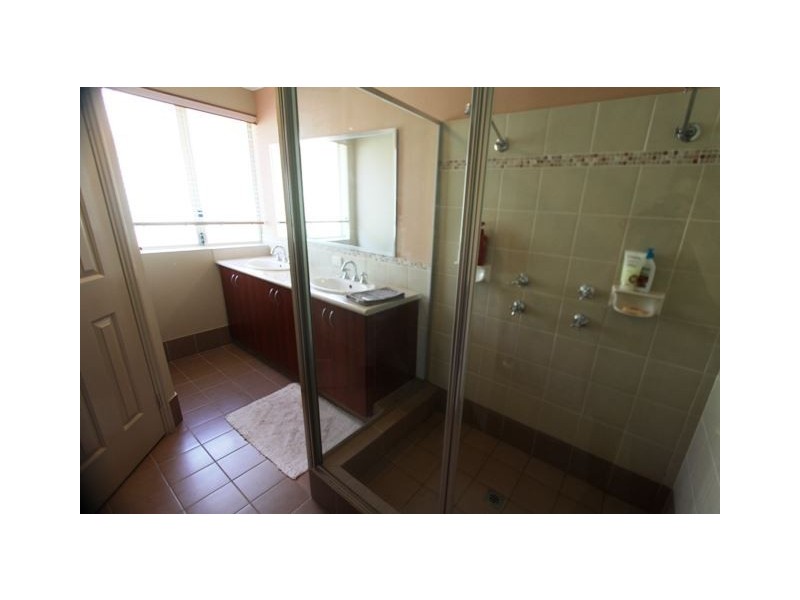 10 Jolly Rambler Turn, Ravenswood WA 6208