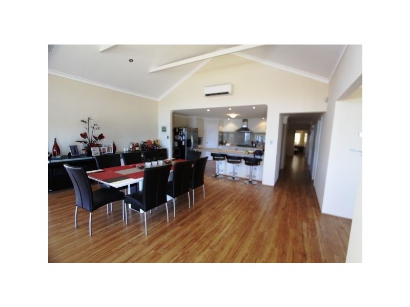 25 Estuary Heights, Mandurah WA 6210