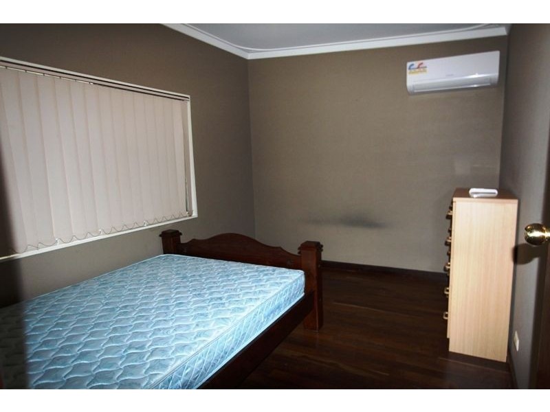 18 Birchley Road, Coodanup WA 6210