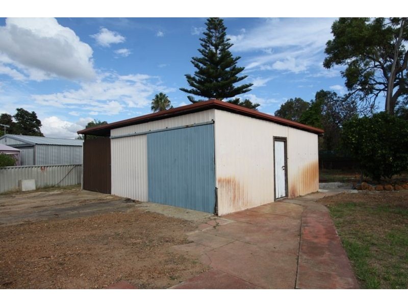 18 Birchley Road, Coodanup WA 6210