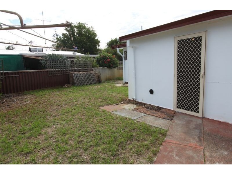 18 Birchley Road, Coodanup WA 6210