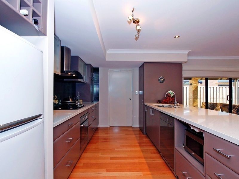 18 Shannon Road, Silver Sands WA 6210