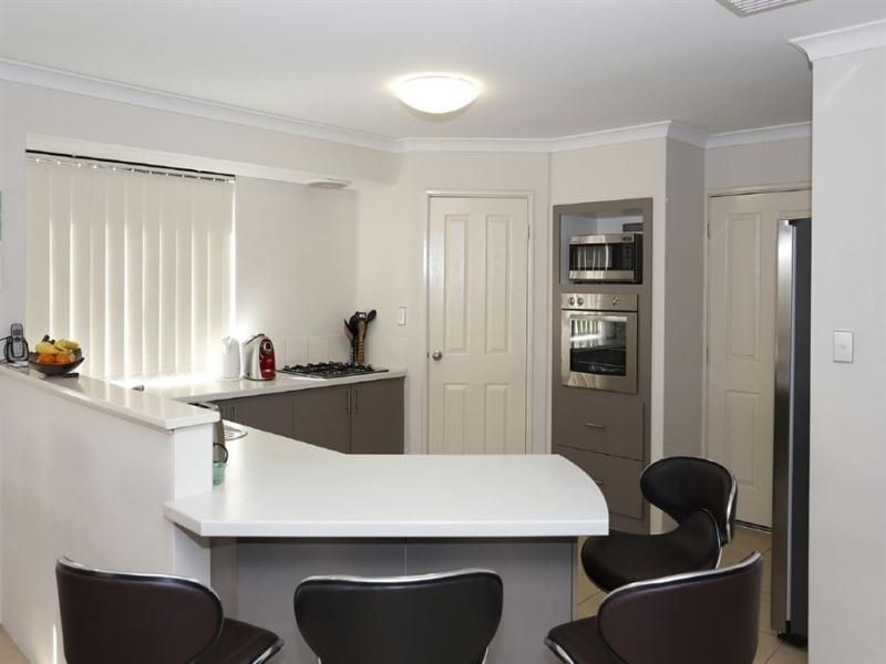 30 Seascapes Blvd, Halls Head WA 6210