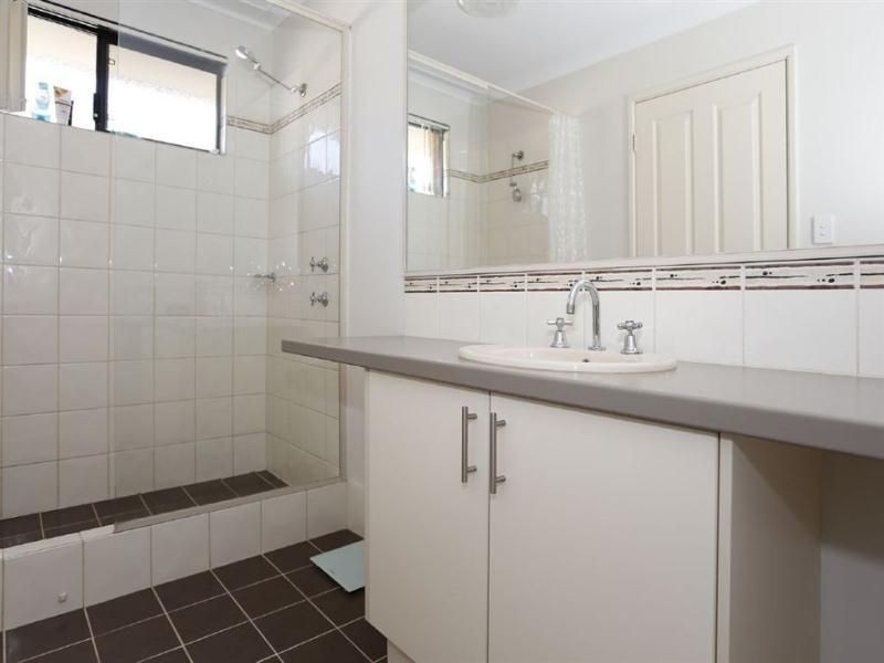 30 Seascapes Blvd, Halls Head WA 6210