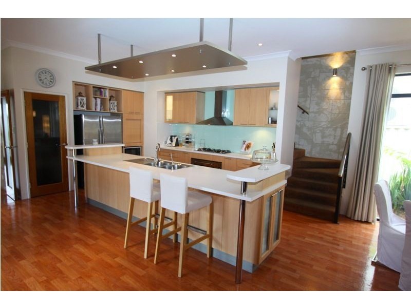 1 Eros Place, San Remo WA 6210