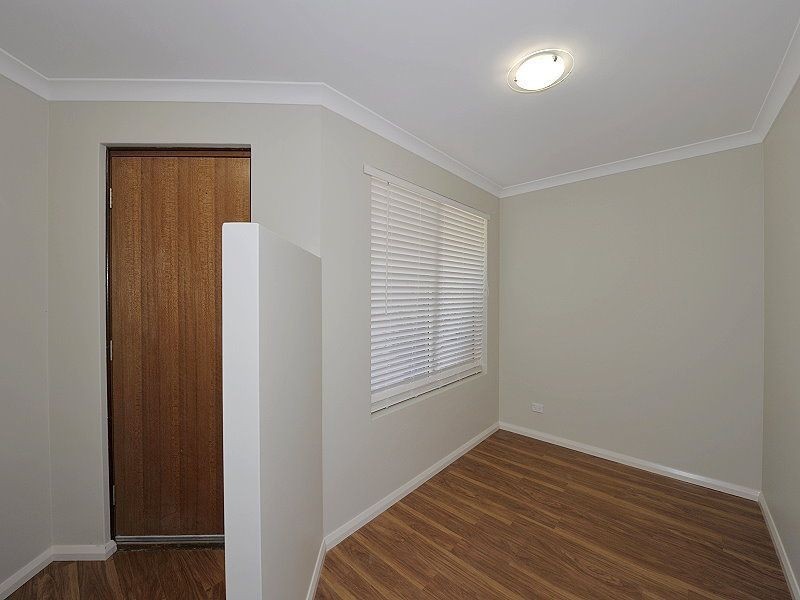 8 Yunderup Road, South Yunderup WA 6208