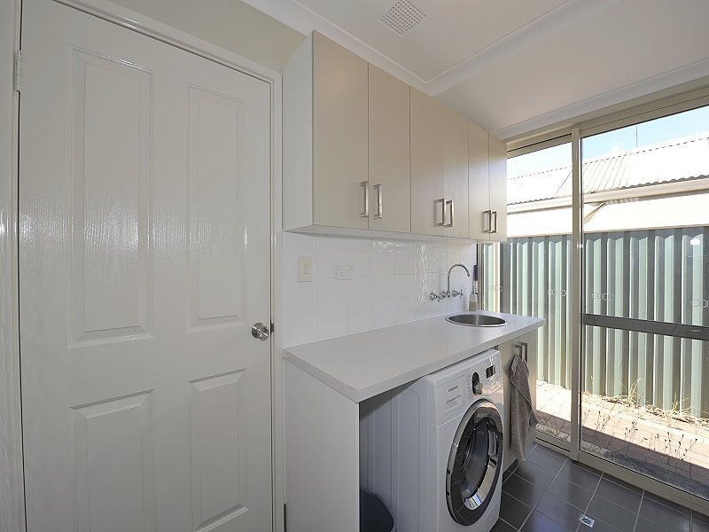 8 Yunderup Road, South Yunderup WA 6208