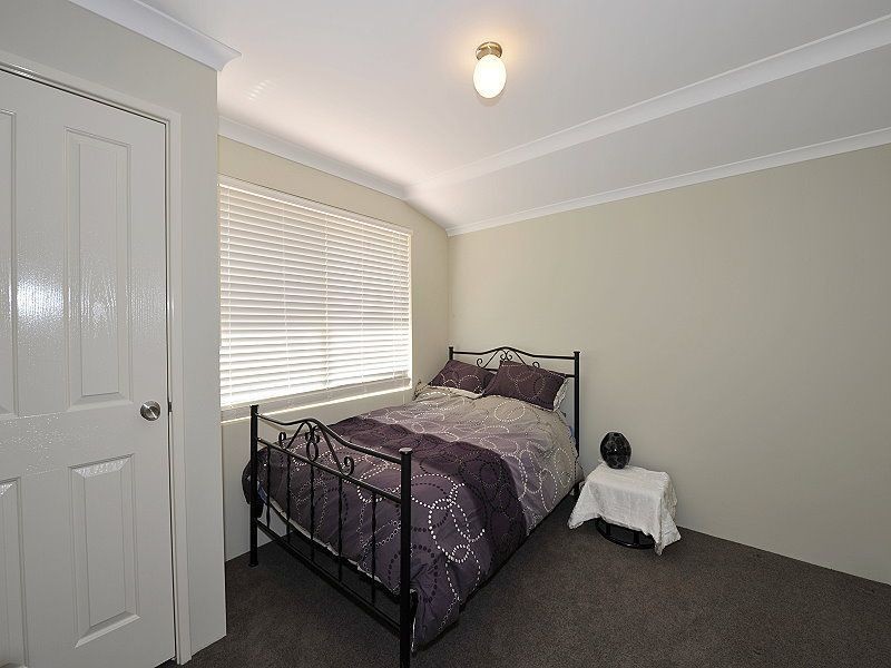 8 Yunderup Road, South Yunderup WA 6208