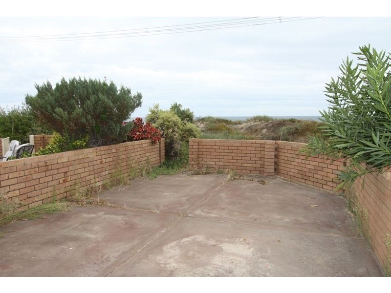 2/35B Halls Head Parade, Halls Head WA 6210