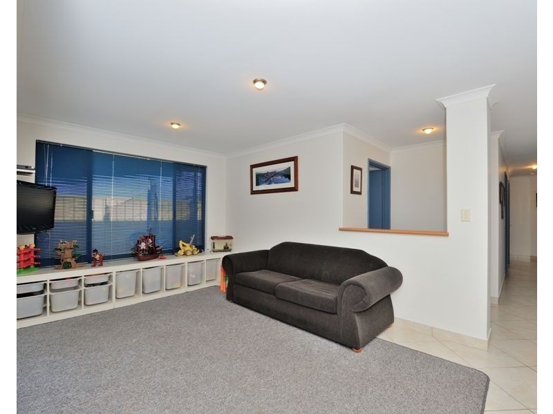 5 Nannup Close, Dawesville WA 6211