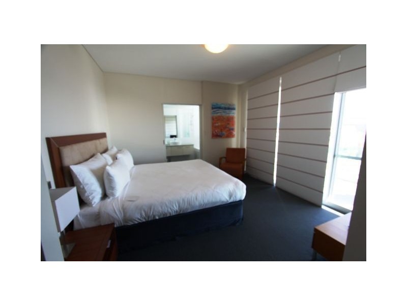 3303/16 Dolphin Drive,, Mandurah WA 6210
