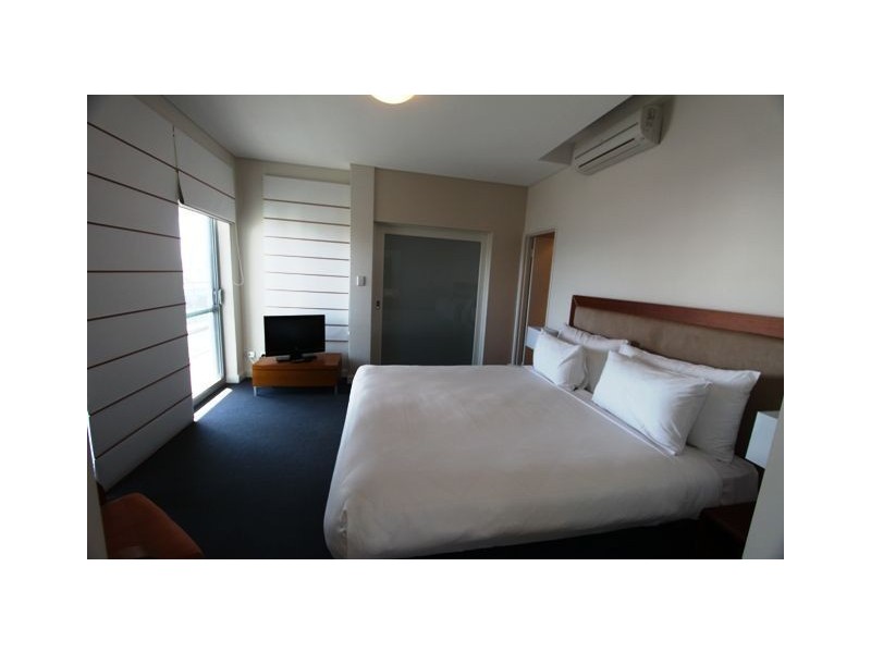 3303/16 Dolphin Drive,, Mandurah WA 6210