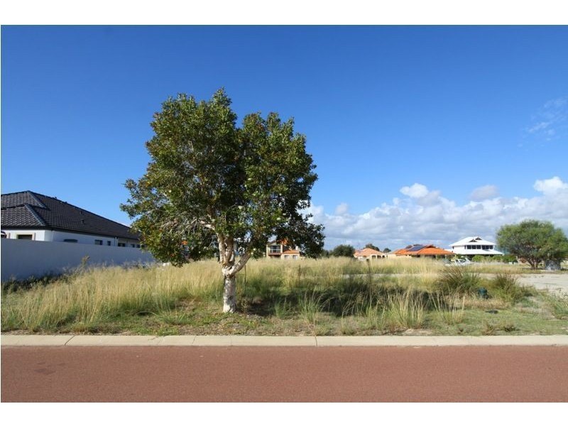 31 Erins Isle, Dudley Park WA 6210