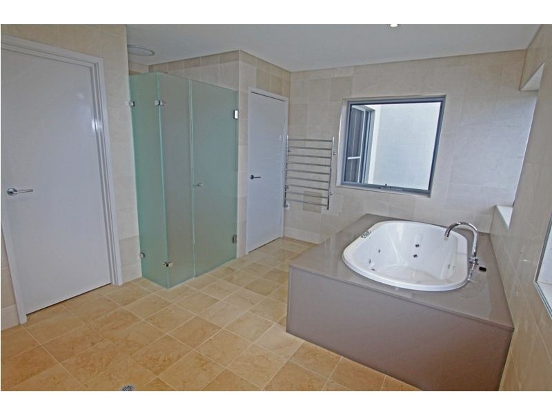 8/24 Veneto Lane, Mandurah WA 6210