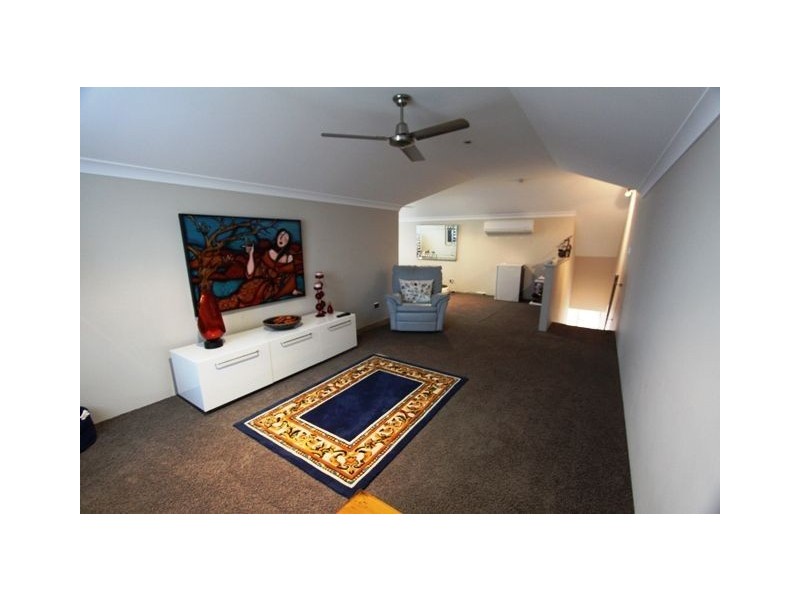 18 Shannon Road, Silver Sands WA 6210