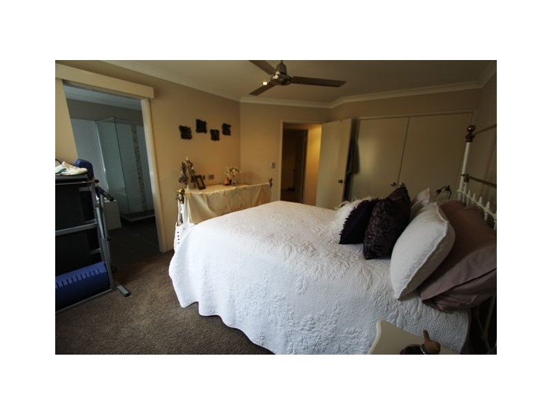 18 Shannon Road, Silver Sands WA 6210