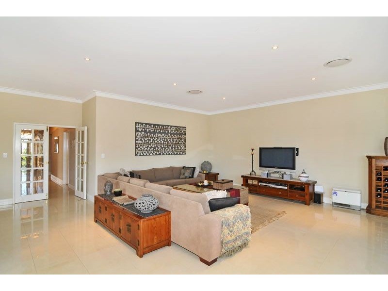 12 Ragamuffin Point, Halls Head WA 6210