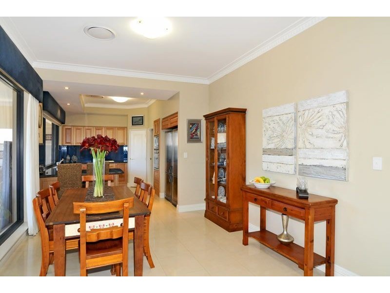 12 Ragamuffin Point, Halls Head WA 6210