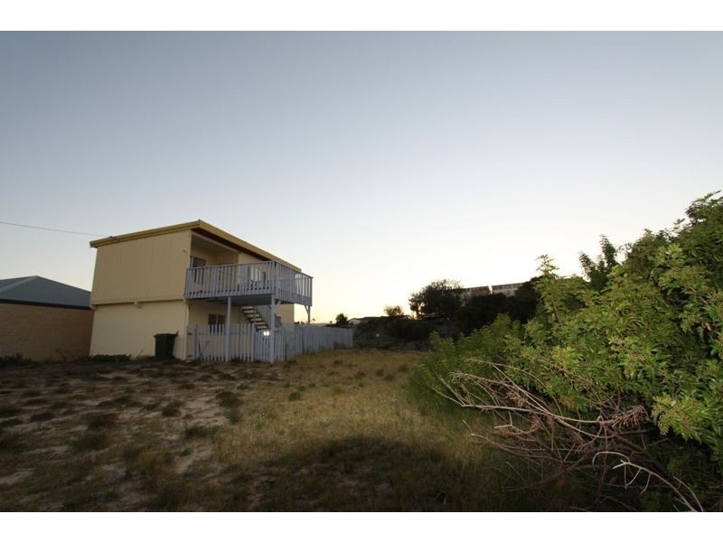 12 Mippi Road, Halls Head WA 6210