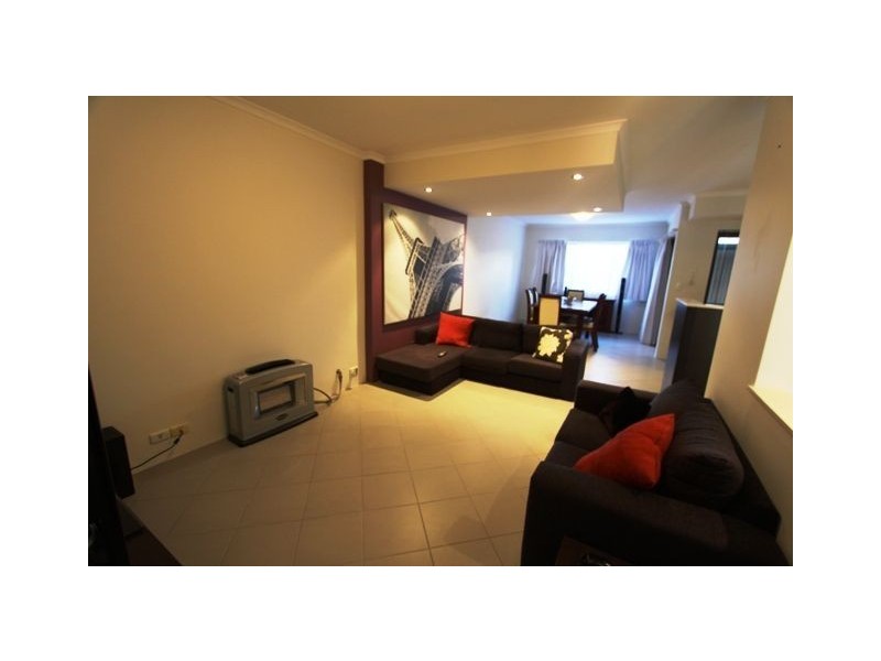 29/1 Mariners Cove Drive, Dudley Park WA 6210