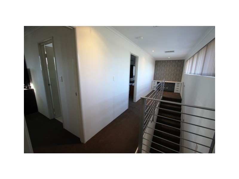 29/1 Mariners Cove Drive, Dudley Park WA 6210