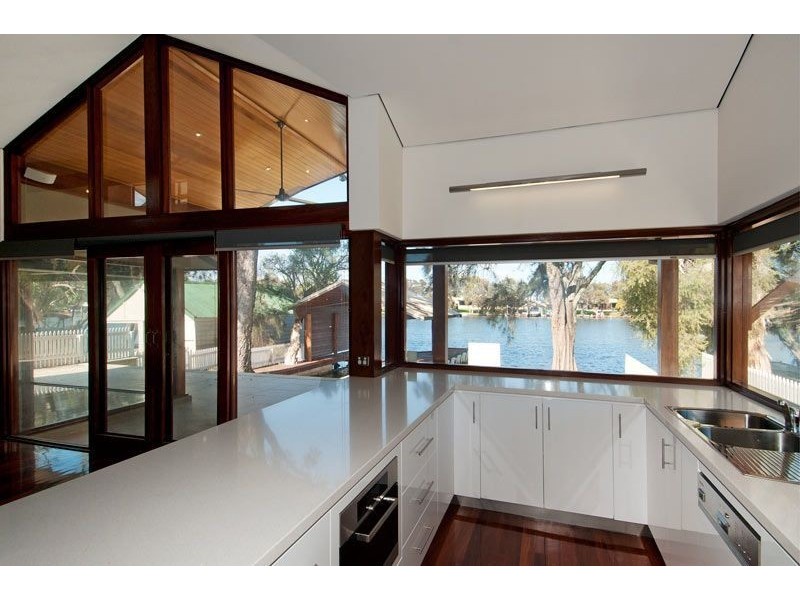 100 Culeenup Road, North Yunderup WA 6208