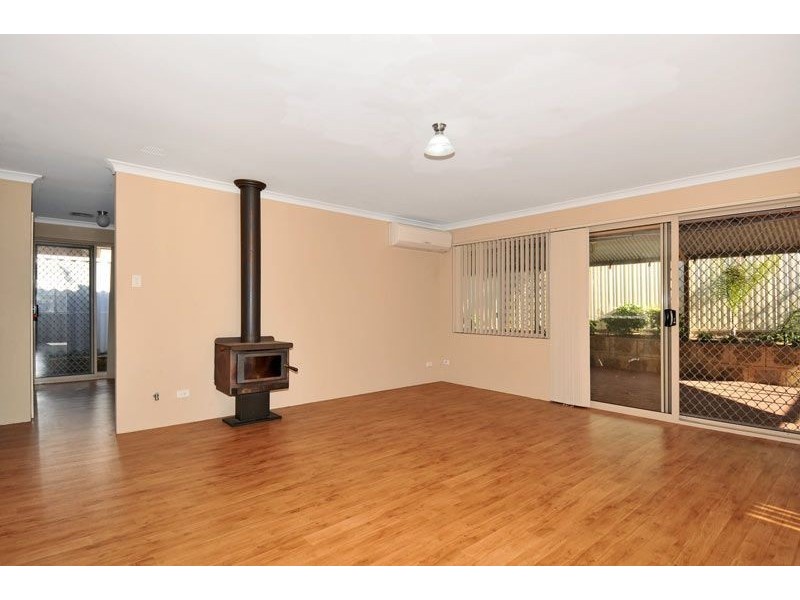 1 Kedron Place, Greenfields WA 6210