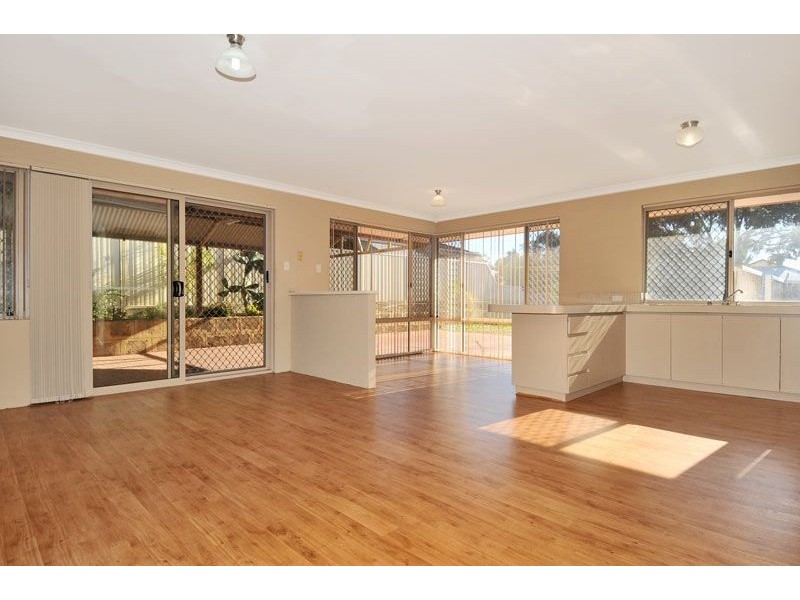 1 Kedron Place, Greenfields WA 6210