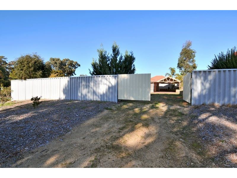 1 Kedron Place, Greenfields WA 6210