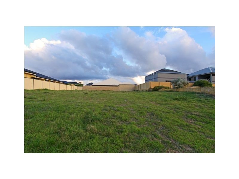 67 Lord Hobart Drive, Madora Bay WA 6210