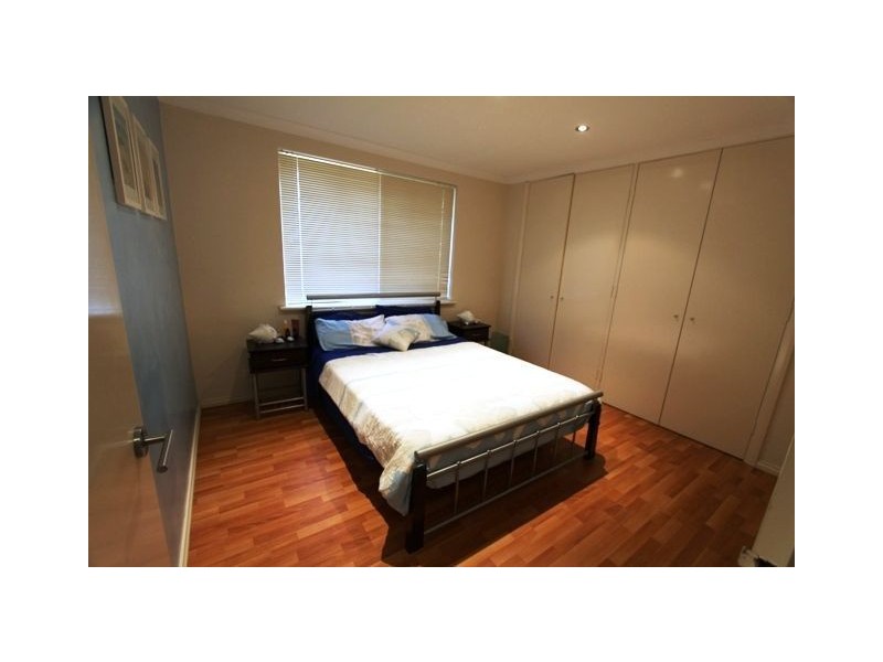 15 Barwell Street, Silver Sands WA 6210