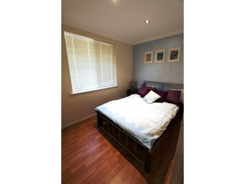 15 Barwell Street, Silver Sands WA 6210