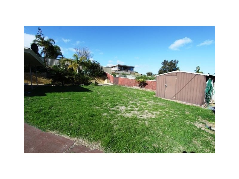 15 Barwell Street, Silver Sands WA 6210