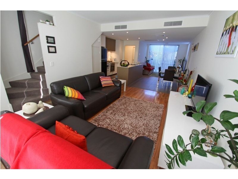 41 Middleton Loop, Meadow Springs WA 6210