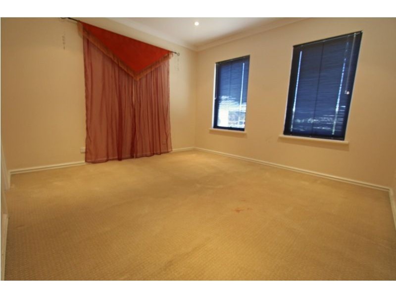 45 Darwin Terrace, Dudley Park WA 6210