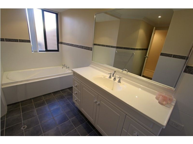 45 Darwin Terrace, Dudley Park WA 6210