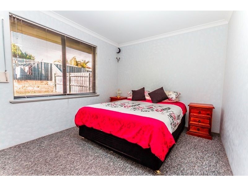 10 Montego Way, Halls Head WA 6210