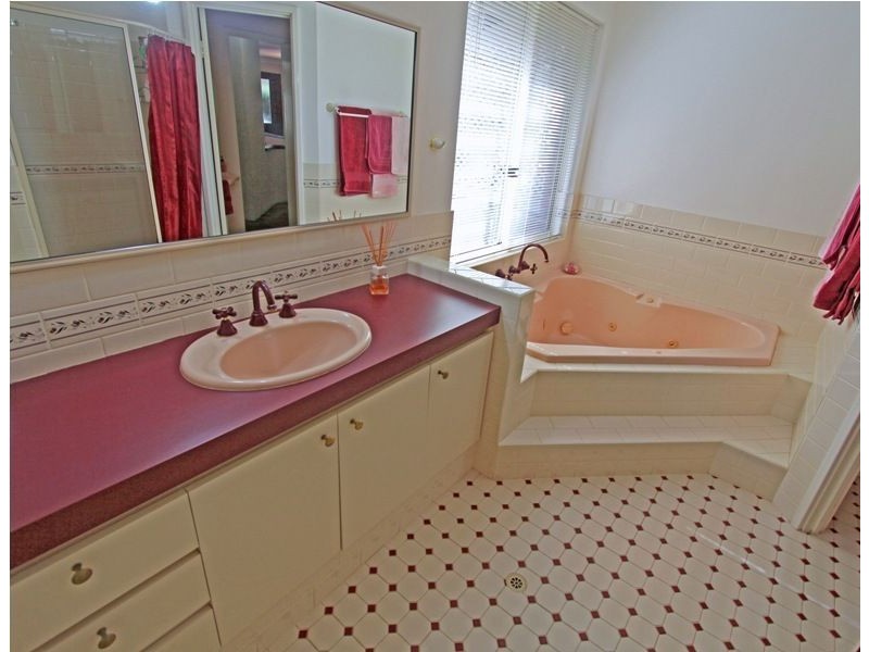 84 Victoria Circle, Greenfields WA 6210